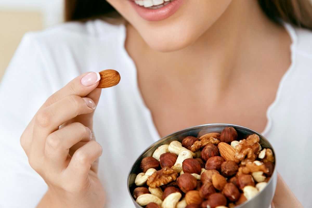 Qué le ocurre a tu cuerpo si comes nueces todos los días
