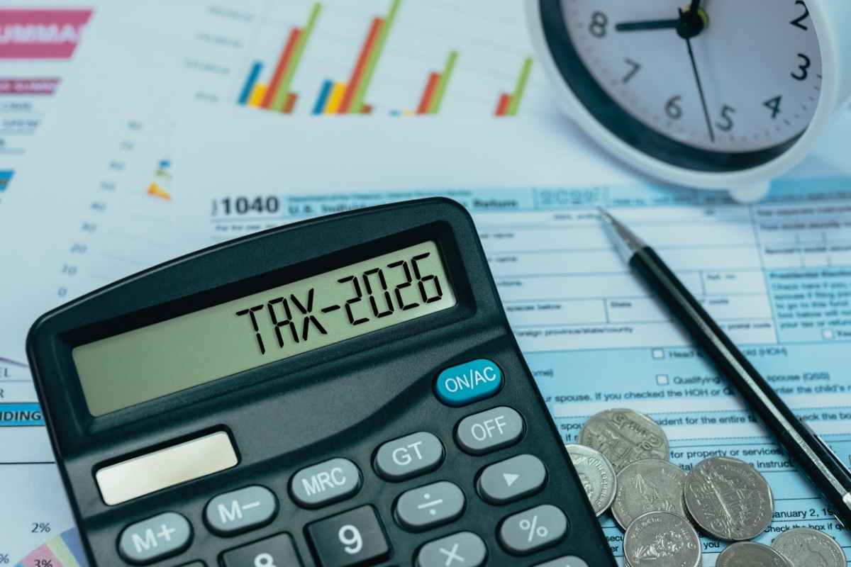 Hasta 9.000 € en tu Renta! La reforma de tu casa puede pagarte a ti cómo las reformas que mejoran la eficiencia energética de tu vivienda pueden darte hasta 9.000 € en la declaración de la Renta según la normativa vigente.