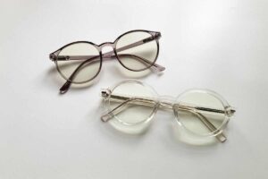 Cómo quitar los rayones de las gafas: la técnica correcta para recuperar la claridad