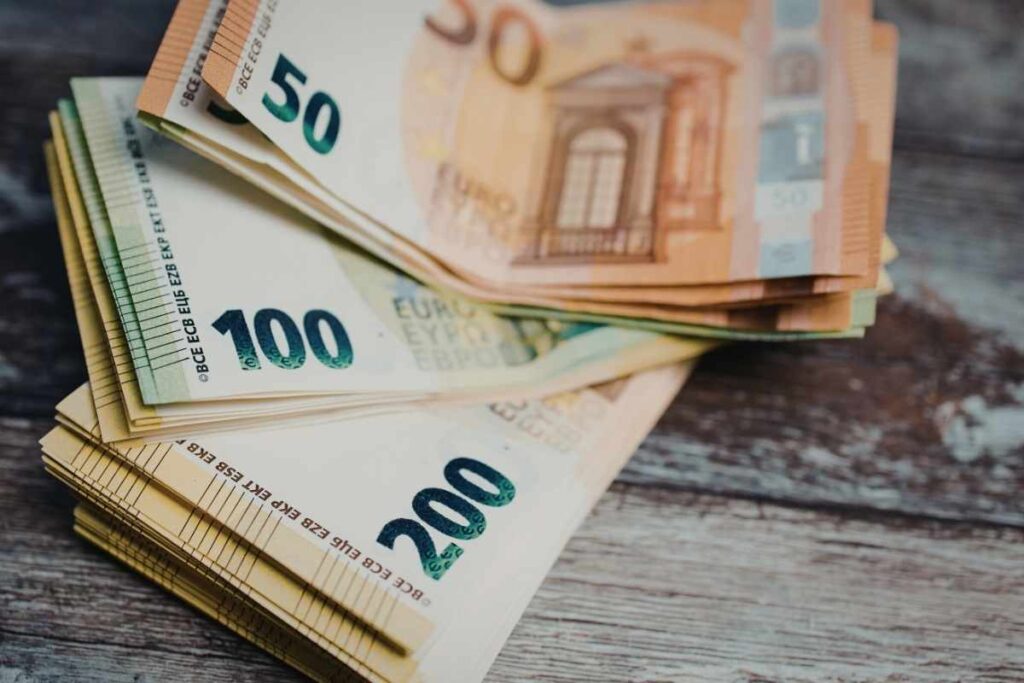 ¿Cuánto paro te quedará en 2026 si has cotizado 3 años? Lo que debes saber